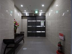 清潔なエントランス空間