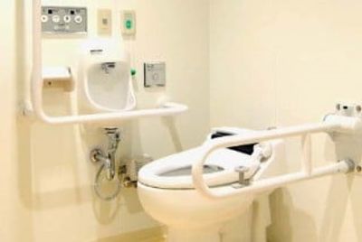 手すり付きの居室