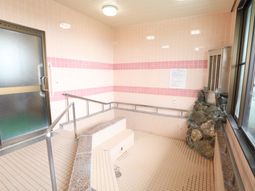 清潔感ある浴室施設