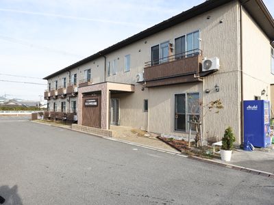 施設の外観全景