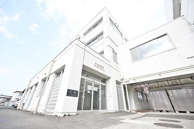 清潔感あるエントランス