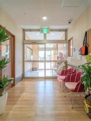 待合スペースの内観