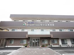 清潔感のある建物正面