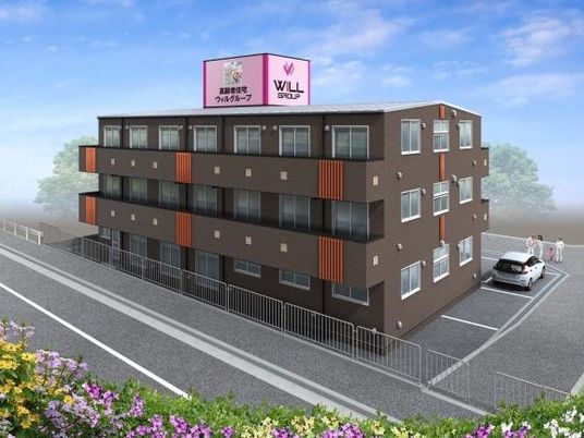 明るい色合いの建物外観