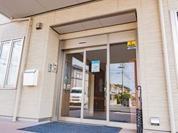 明るいエントランス