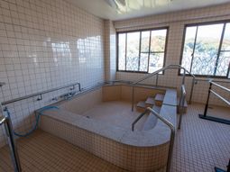 ゆったりした浴室設備