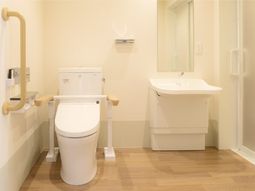 バリアフリーのトイレ設備