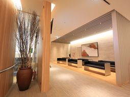 モダンなロビー空間