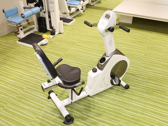 リハビリ用自転車器具