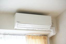 清潔なエアコンの設置状況