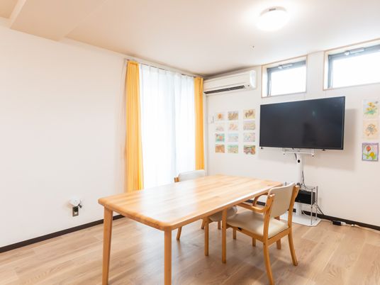 明るいリビング  