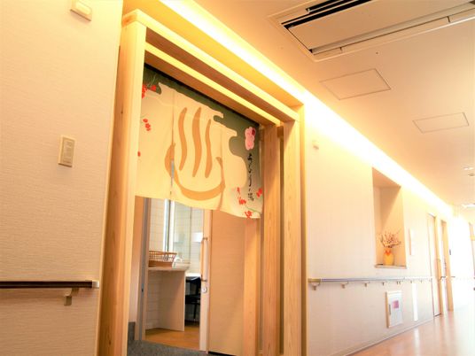 温かみのある廊下