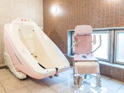 リフト付きバスタブ設備