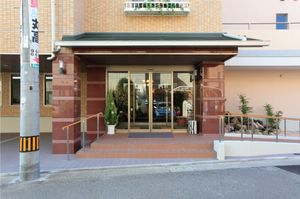 ゆったりした建物エントランス