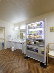 自動販売機のある部屋
