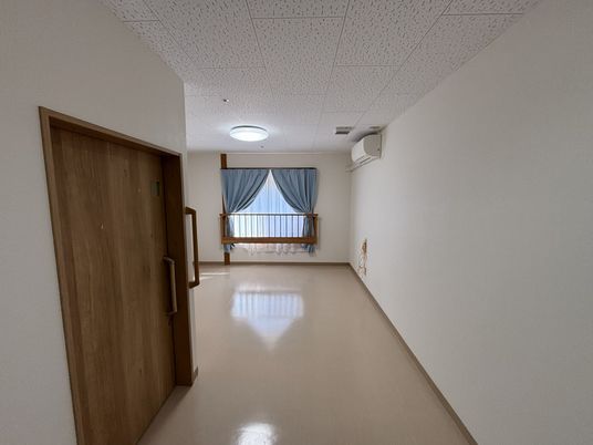 光が入る居室空間