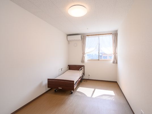 清潔な居室の内部