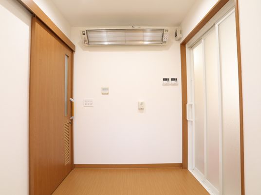 清潔な空間の居室入口