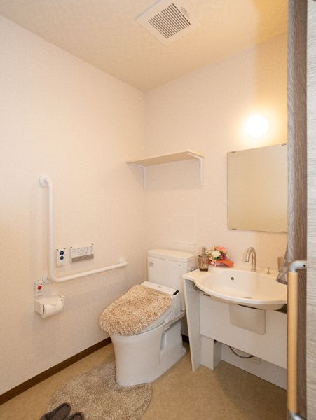 バリアフリーのトイレ設備