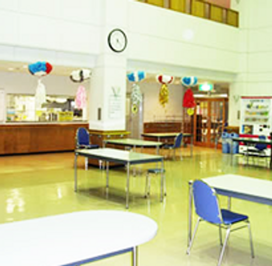 開放感のある食堂