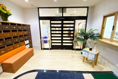広々としたエントランス