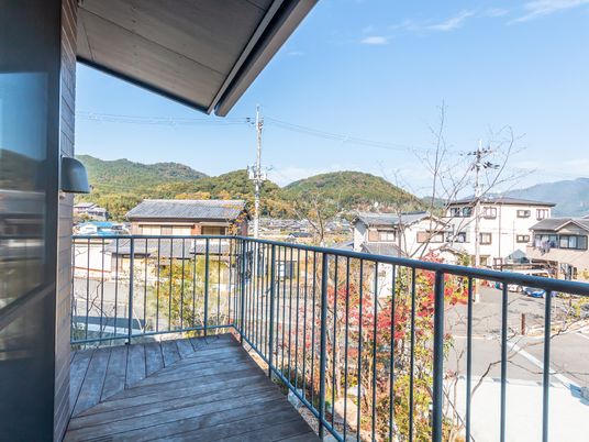 清々しい景色のバルコニー