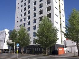 都市型施設の外観