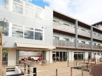 明るい空間のダイニングルーム