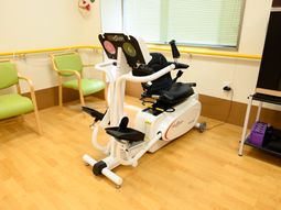 リハビリ用運動機器の様子