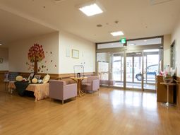 明るいエントランスホール