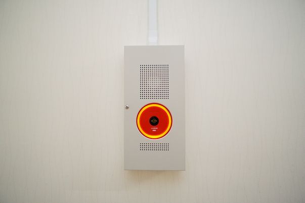 壁に設置されたナースコール
