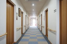 きれいな廊下の風景