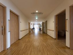 清潔感のある廊下