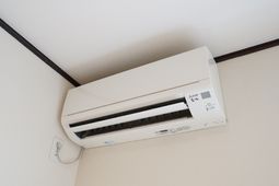 エアコンの壁掛けタイプ