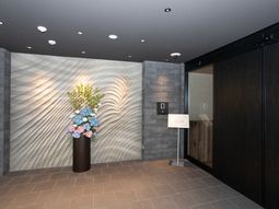 モダンなデザインのロビー