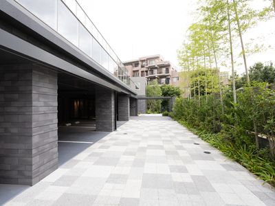 清潔なエントランス通路