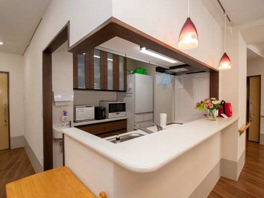 居室の清潔なキッチン