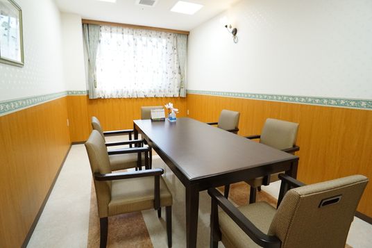 会議室風の居室