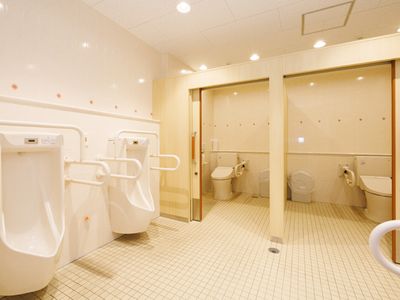 バリアフリーのトイレ設備