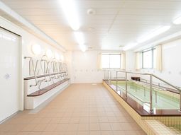 清潔な浴室の様子