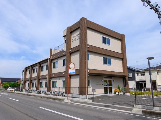 清潔感のある建物の外観