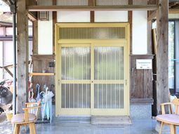 和風のエントランス