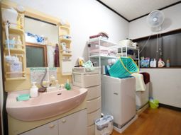 整頓された洗面所