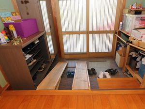 和風の玄関エリア