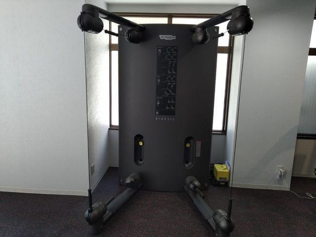 機能訓練機器と広々空間
