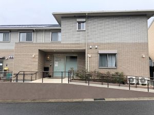 エントランスの外観
