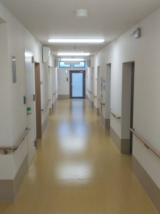 清潔な廊下