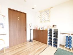 明るい玄関スペース