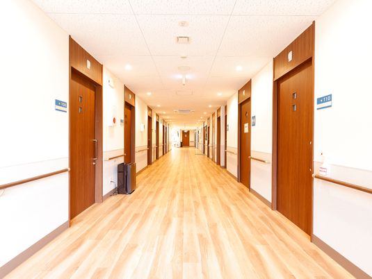 清潔感ある廊下の様子