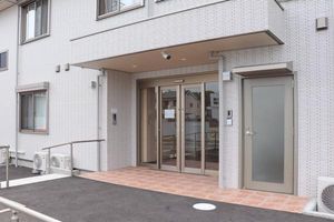 広々とした出入口